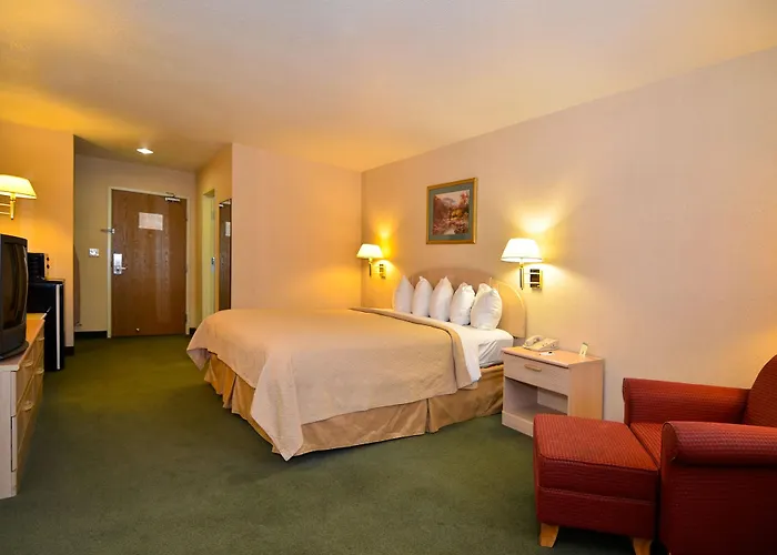 Quality Inn & Suites Weed